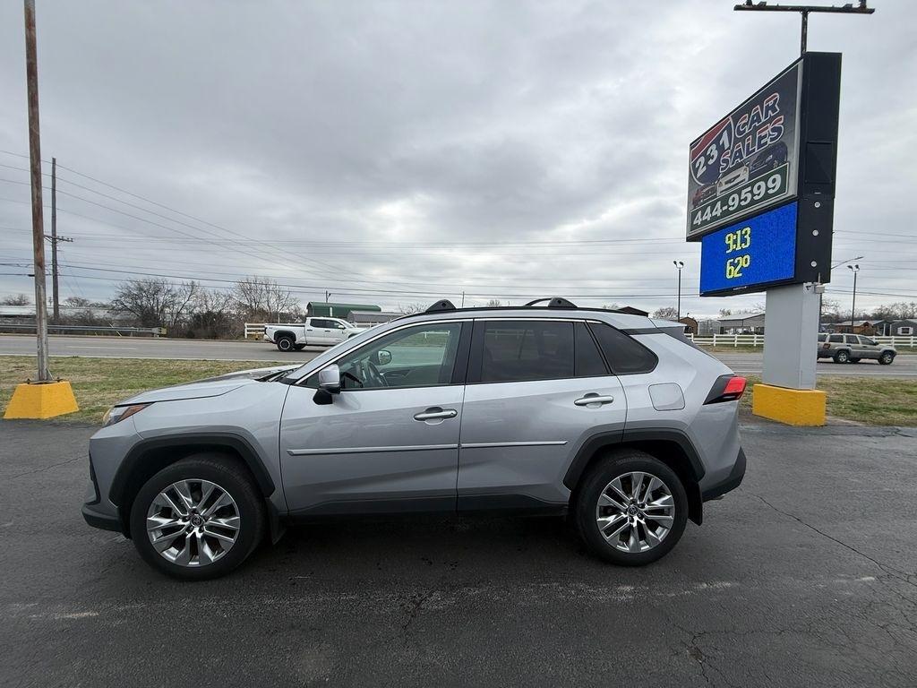 Toyota RAV4 XLE Premium AWD 2022