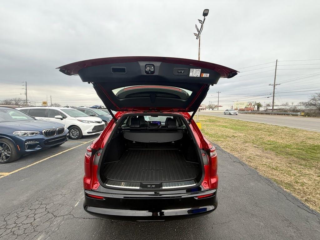 Toyota Crown Signia Limited 2025