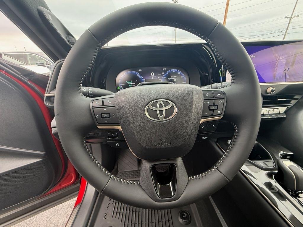 Toyota Crown Signia Limited 2025