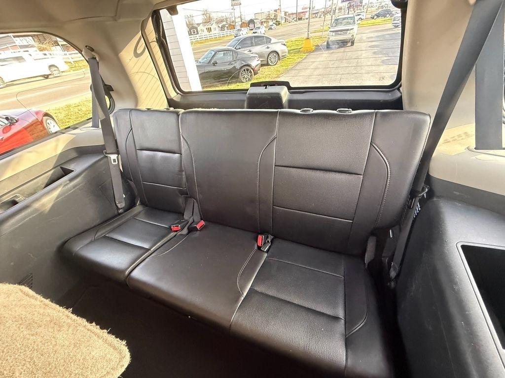 Nissan Armada SV 2WD 2015