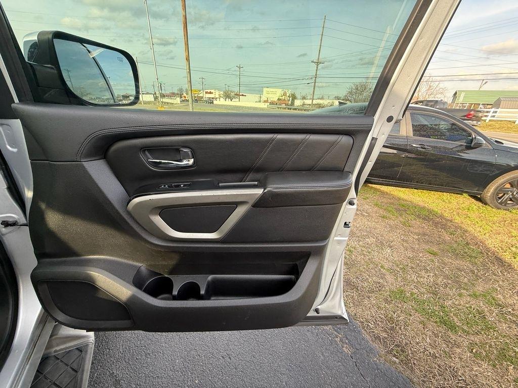 Nissan Armada SV 2WD 2015