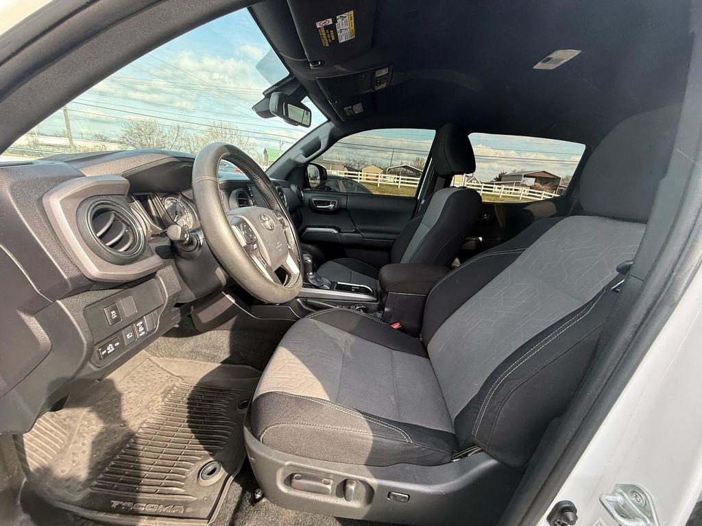 Toyota Tacoma SR5 Double Cab Long Bed V6 6AT 4WD 2023