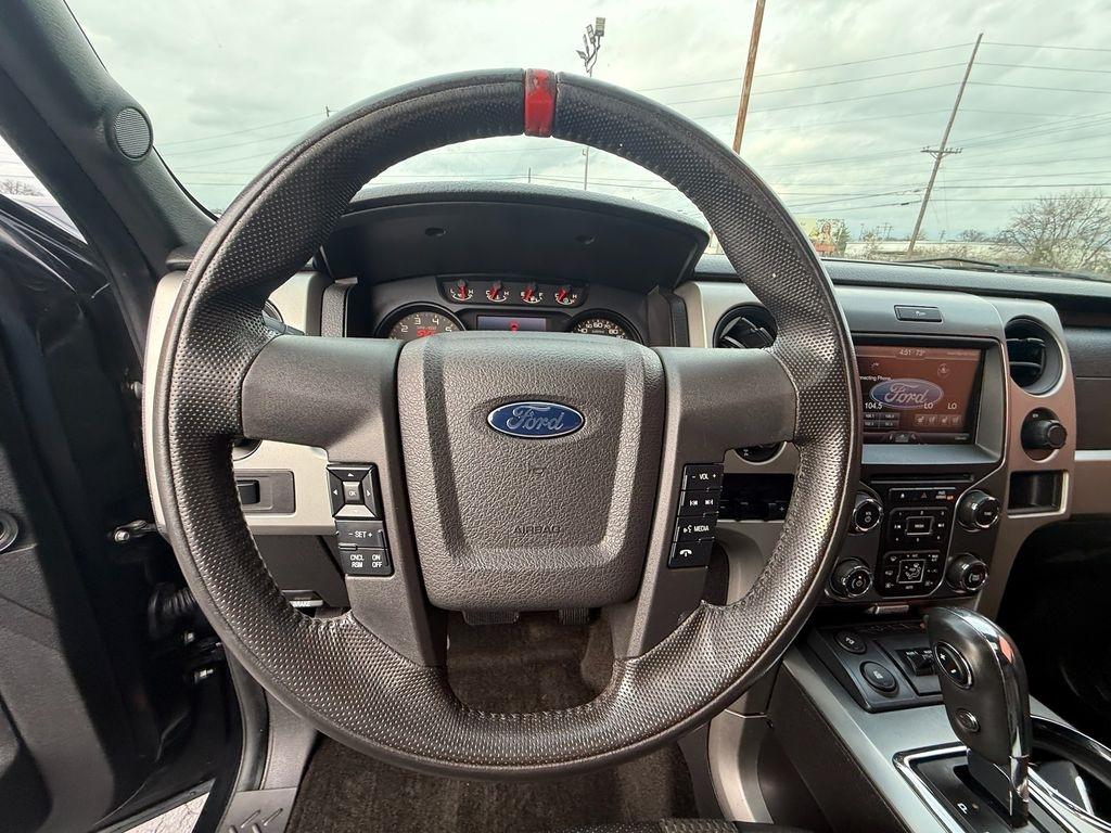 Ford F-150 SVT Raptor SuperCrew 5.5-ft. Bed 4WD 2014