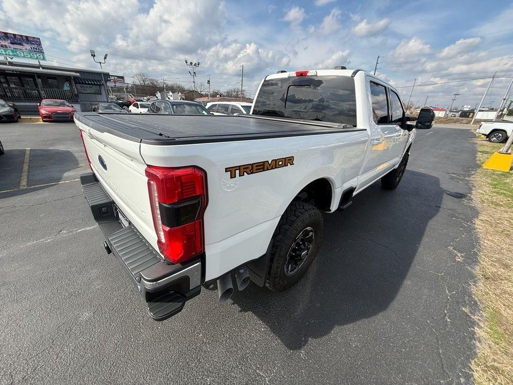 Ford F-250 SD Lariat Crew Cab 4WD 2024