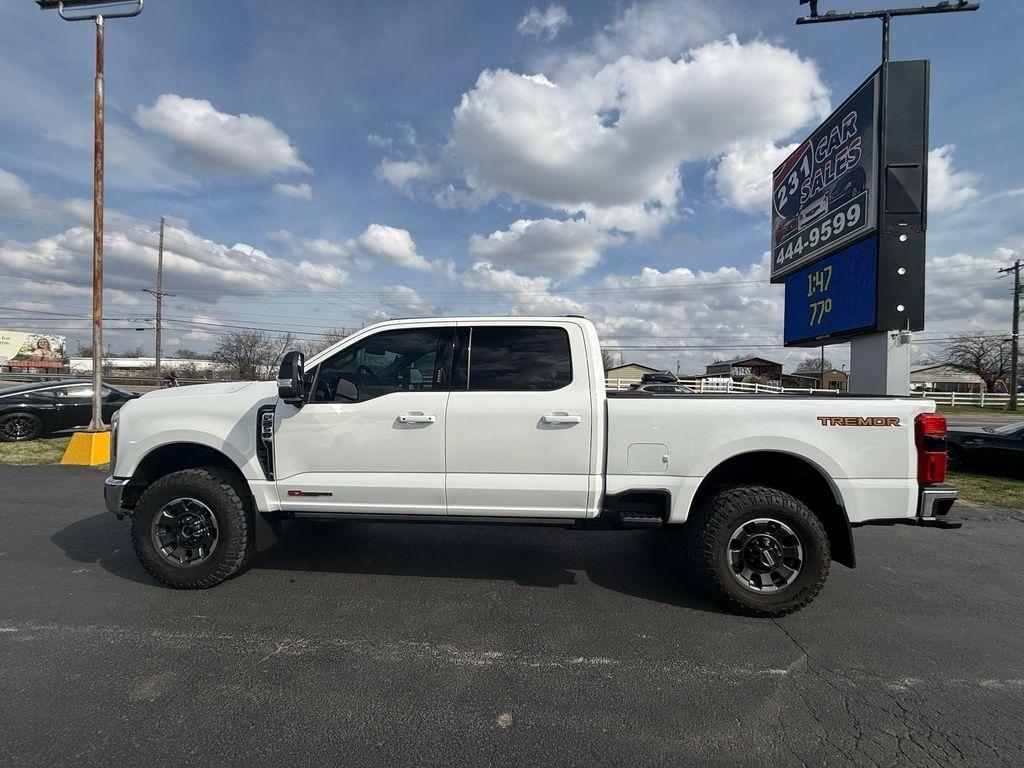 Ford F-250 SD Lariat Crew Cab 4WD 2024