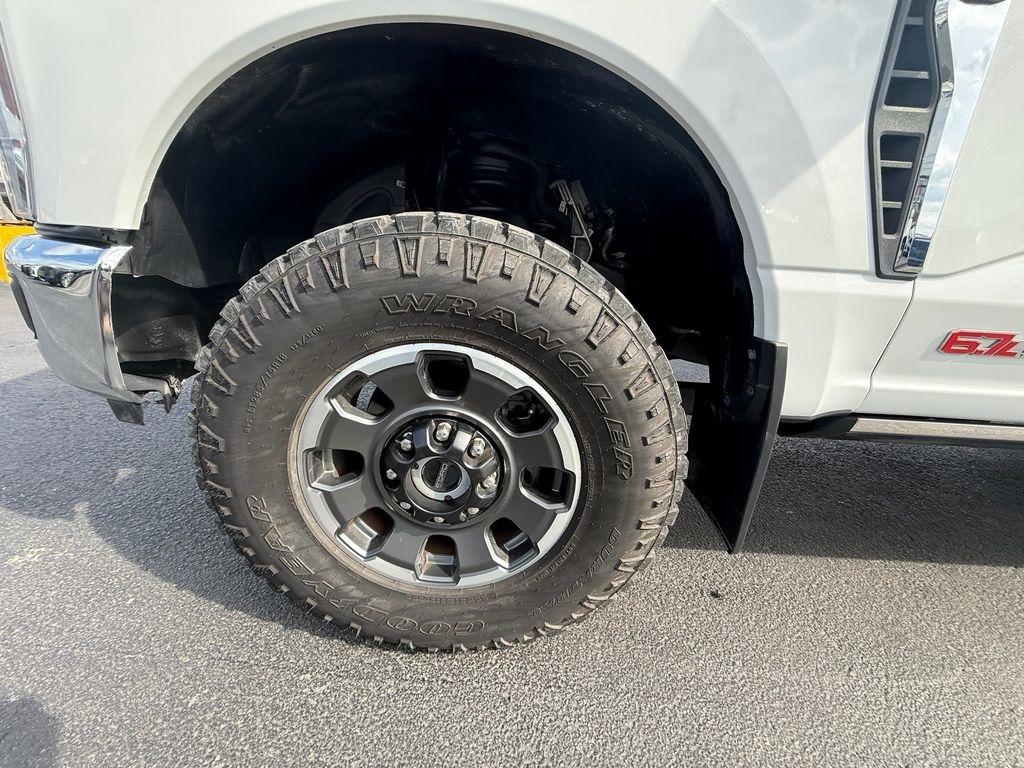 Ford F-250 SD Lariat Crew Cab 4WD 2024