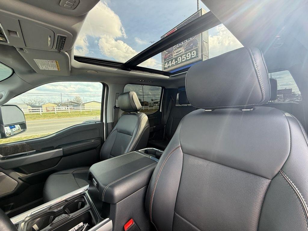 Ford F-250 SD Lariat Crew Cab 4WD 2024