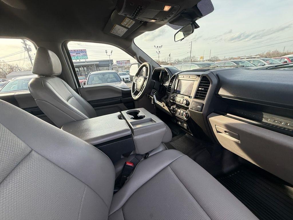 Ford F-350 SD XL Crew Cab Long Bed 4WD 2022