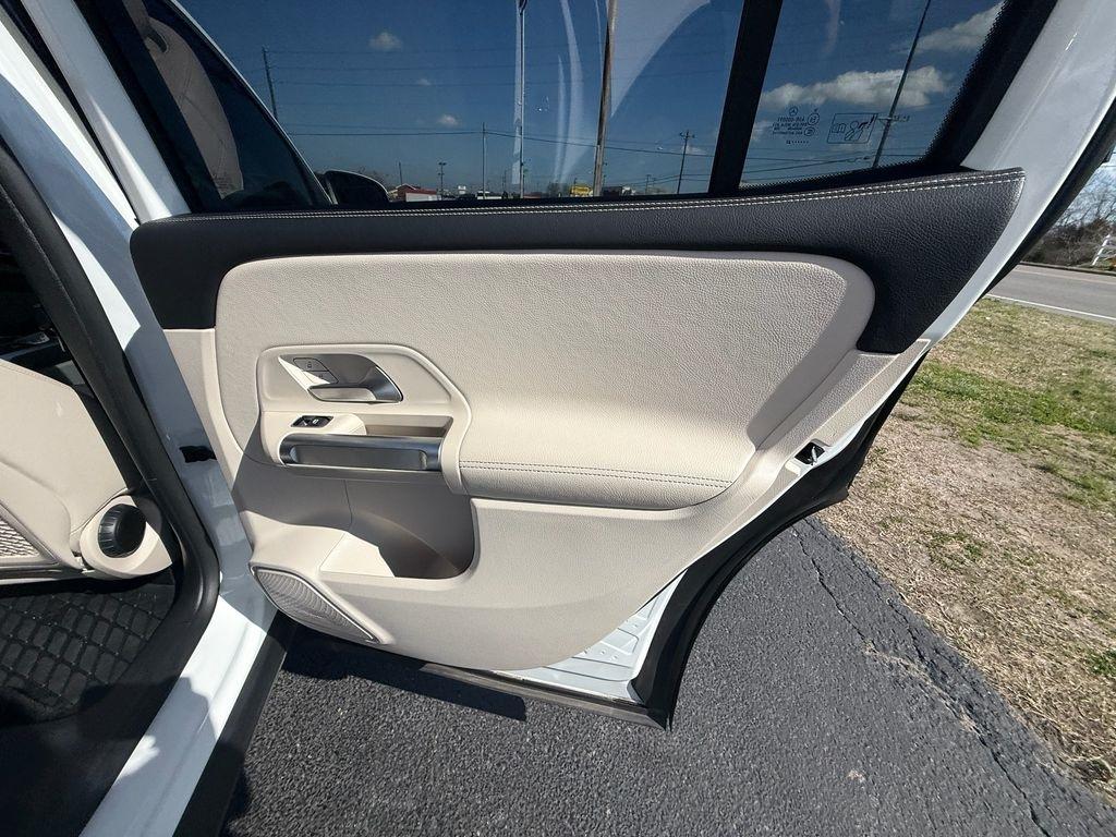 Mercedes-Benz GLB-Class GLB 250 2022