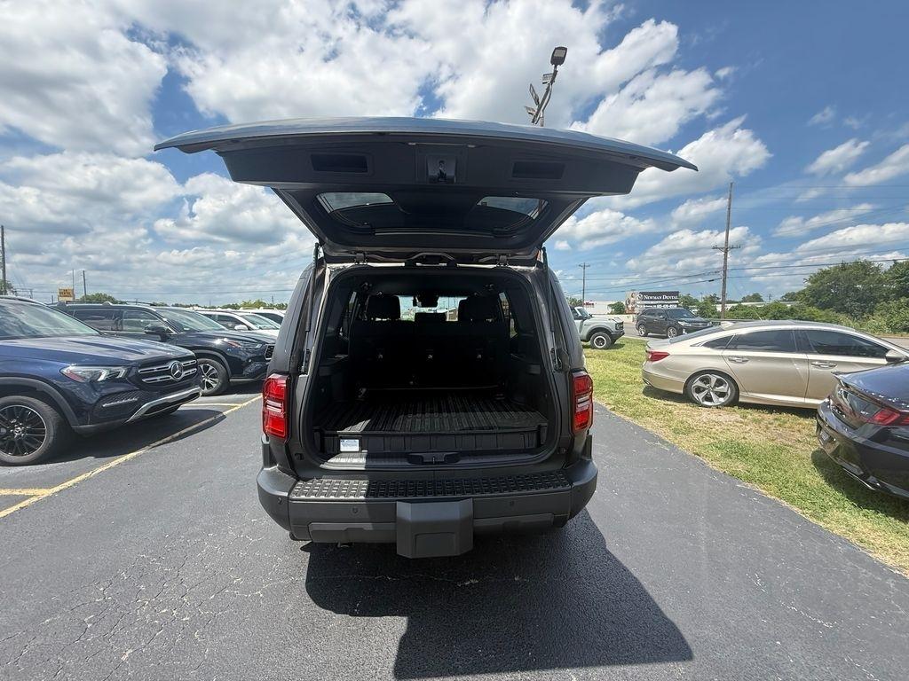 Toyota Land Cruiser  2024