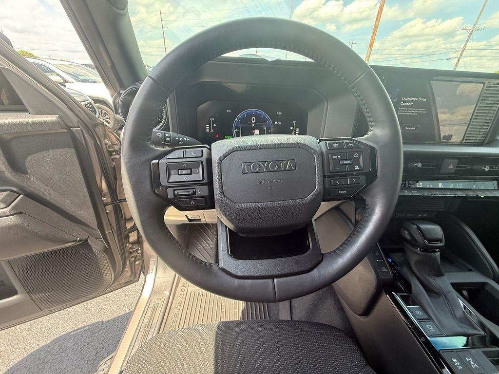 Toyota Land Cruiser  2024