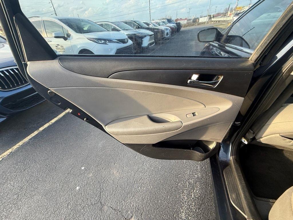 Hyundai Sonata GLS 2013