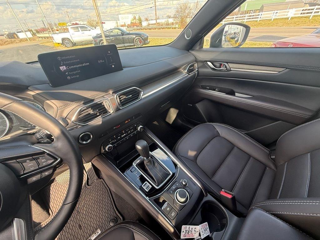 Mazda CX-5 Signature 2025
