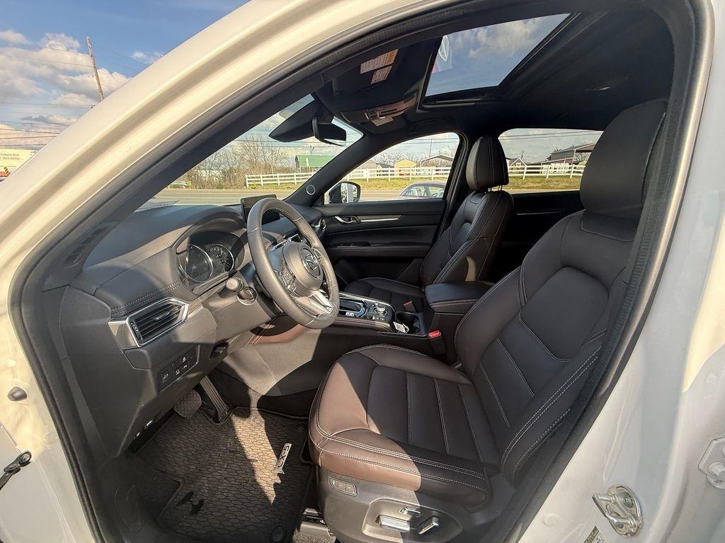 Mazda CX-5 Signature 2025