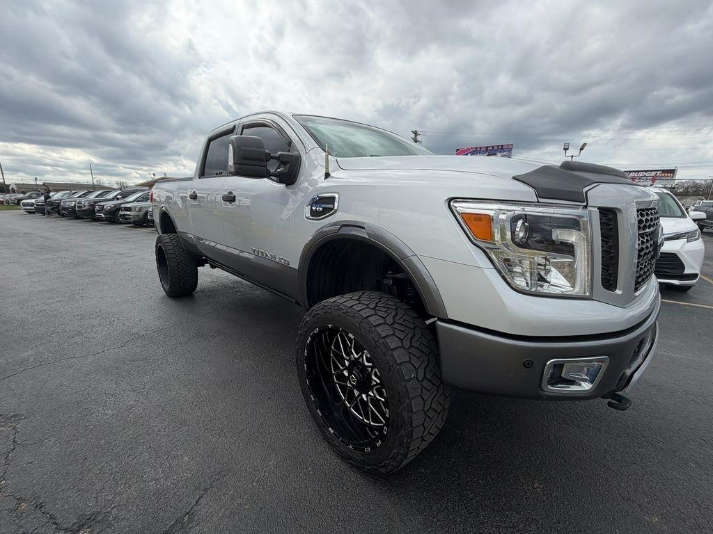 2018 Nissan Titan XD PRO-4X Crew Cab 4WD Diesel