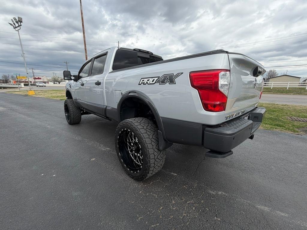 Nissan Titan XD PRO-4X Crew Cab 4WD Diesel 2018