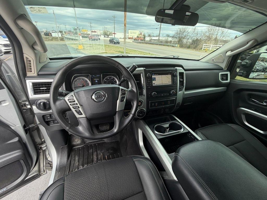 Nissan Titan XD PRO-4X Crew Cab 4WD Diesel 2018