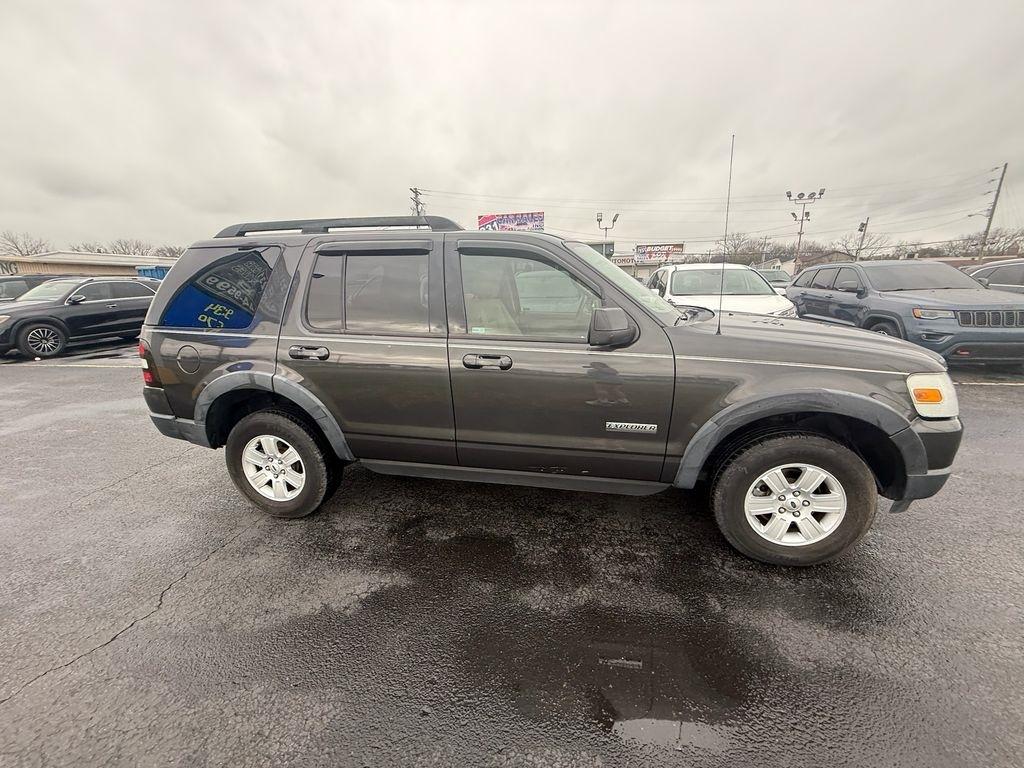 Ford Explorer XLT 4.0L 2WD 2007
