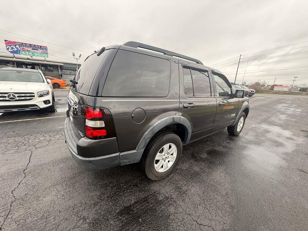 Ford Explorer XLT 4.0L 2WD 2007