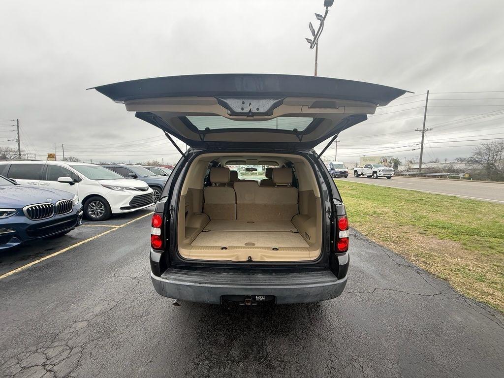 Ford Explorer XLT 4.0L 2WD 2007