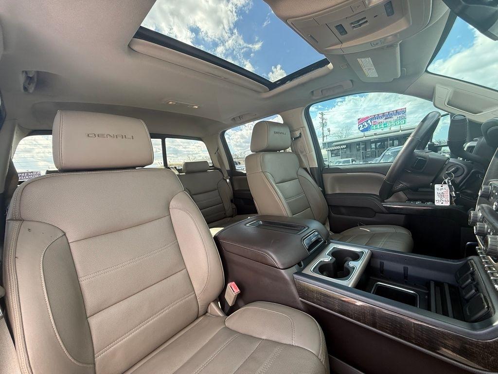 GMC Sierra 2500HD Denali Crew Cab 4WD 2015