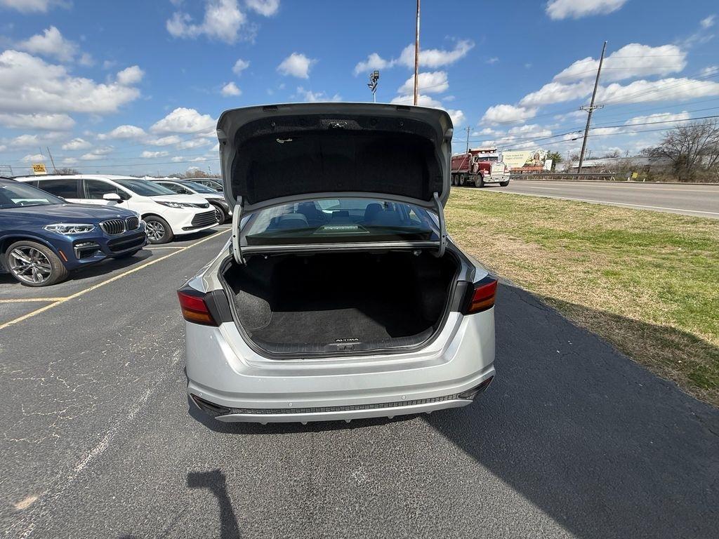 Nissan Altima 2.5 SV 2023