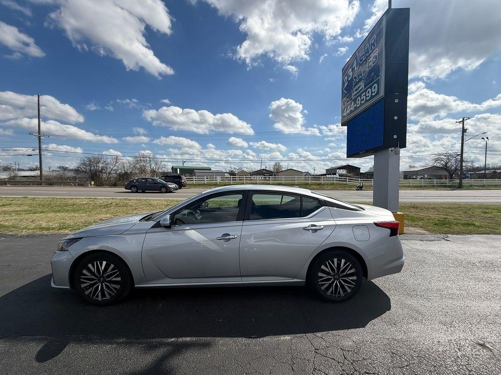 Nissan Altima 2.5 SV 2023