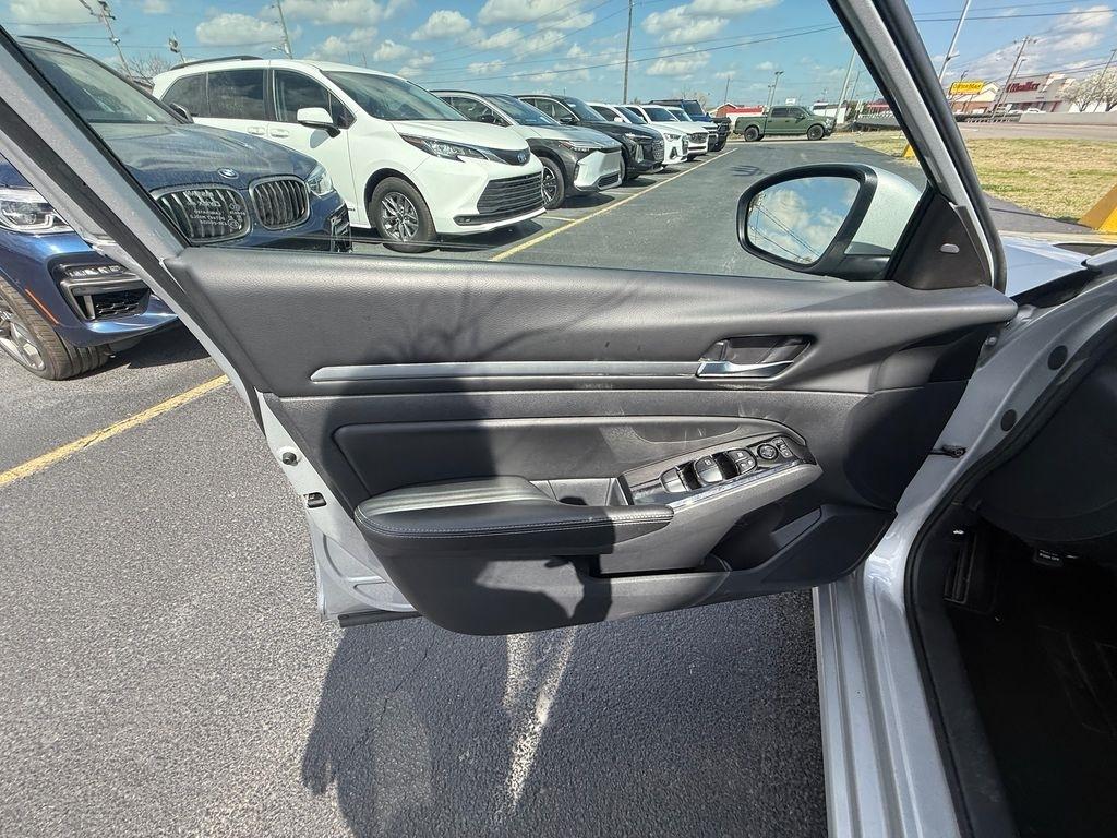 Nissan Altima 2.5 SV 2023