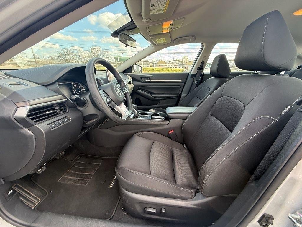 Nissan Altima 2.5 SV 2023