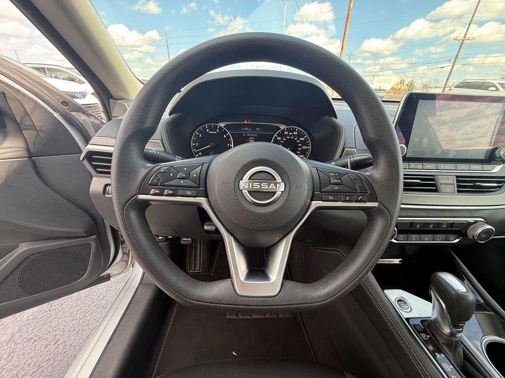Nissan Altima 2.5 SV 2023