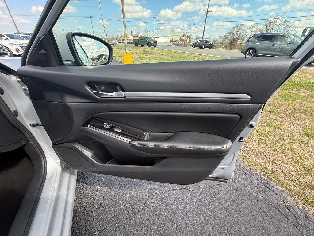 Nissan Altima 2.5 SV 2023