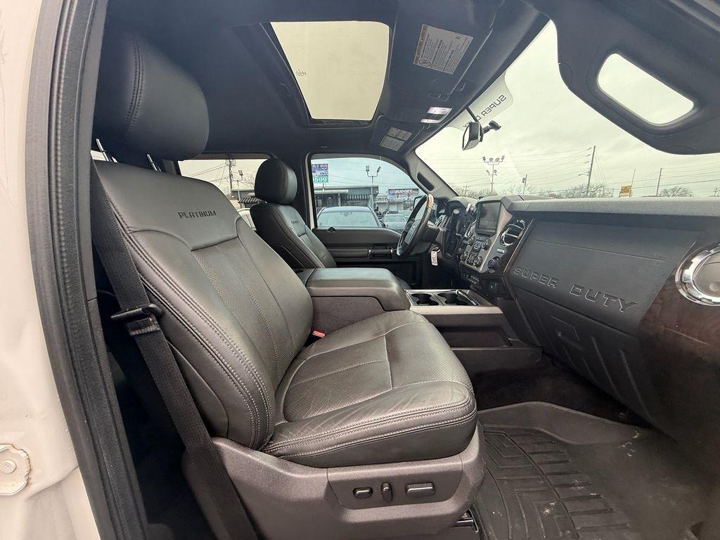 Ford F-350 SD Platinum Crew Cab 4WD 2016