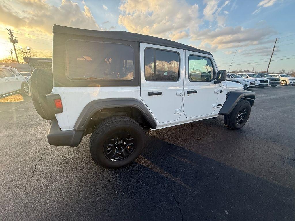 Jeep Wrangler Unlimited Sport 2023