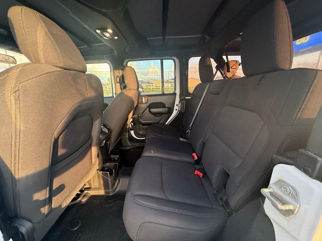 Jeep Wrangler Unlimited Sport 2023