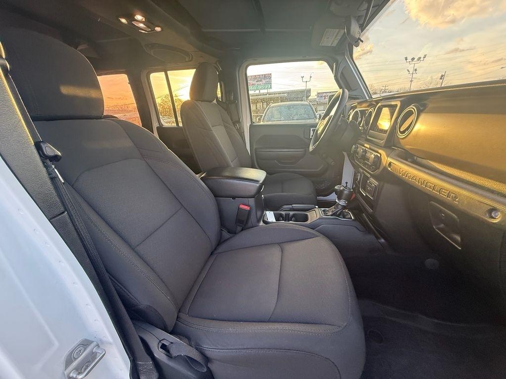 Jeep Wrangler Unlimited Sport 2023