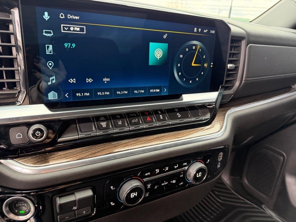 Chevrolet Silverado 3500HD LT Regular Cab 4WD 2025