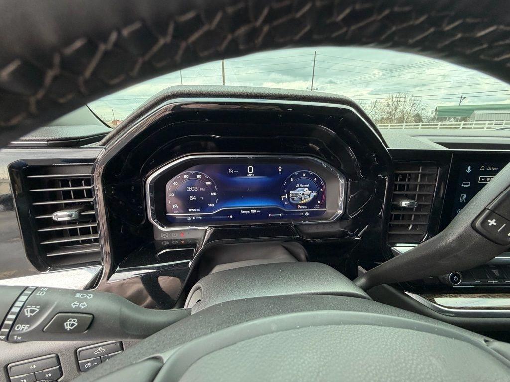 Chevrolet Silverado 3500HD LT Regular Cab 4WD 2025