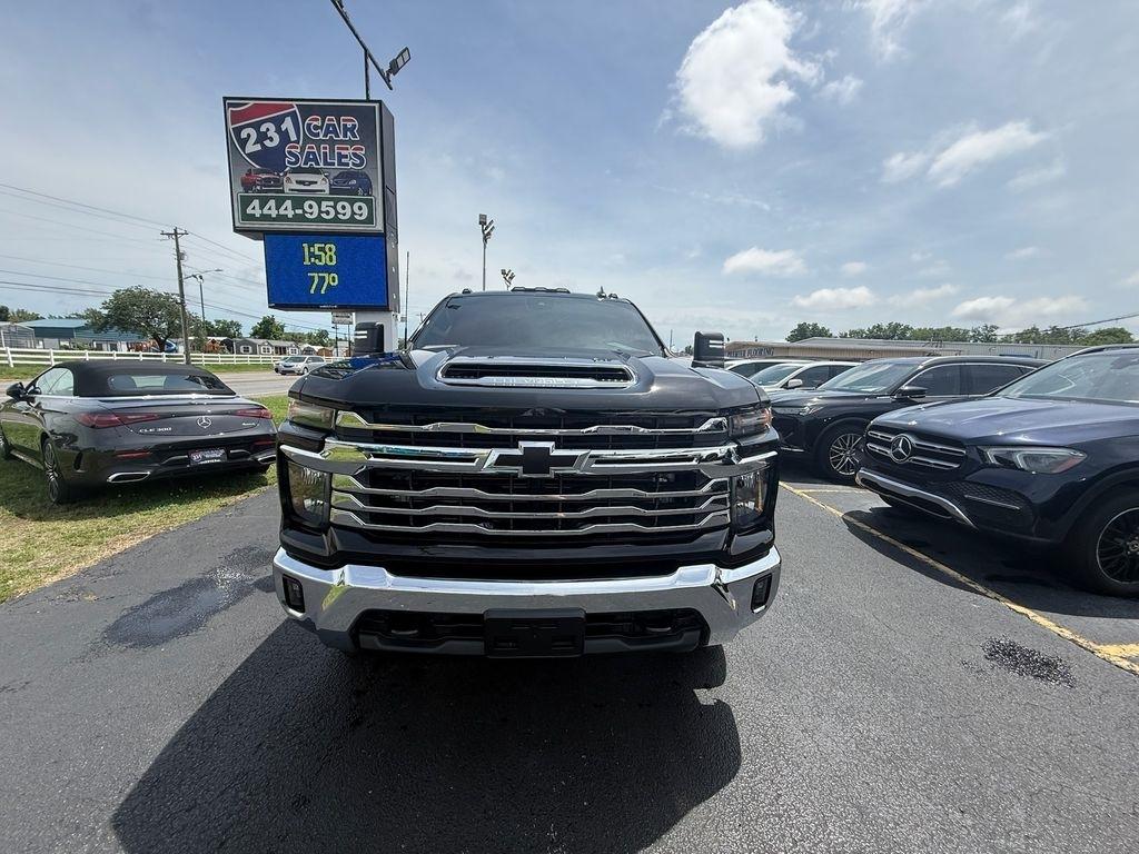 Chevrolet Silverado 3500HD LT Regular Cab 4WD 2025