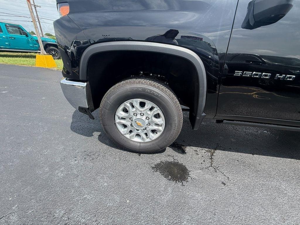 Chevrolet Silverado 3500HD LT Regular Cab 4WD 2025