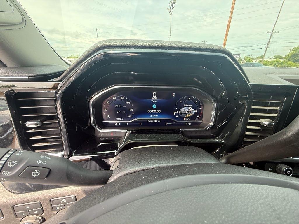 Chevrolet Silverado 3500HD LT Regular Cab 4WD 2025
