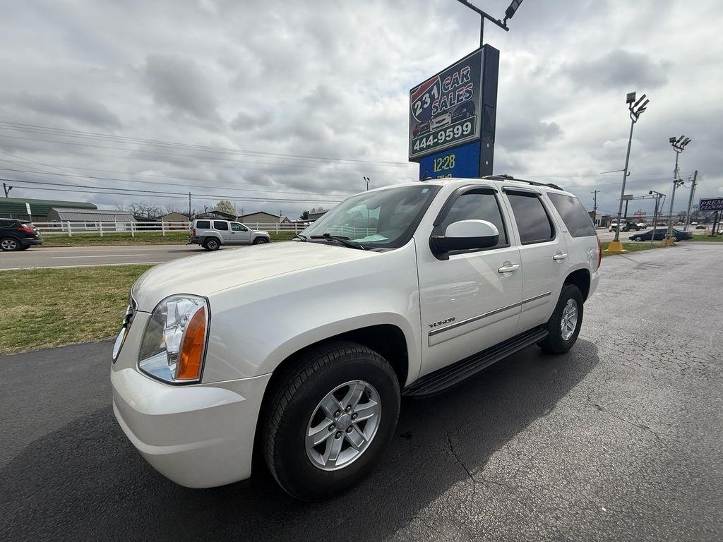 GMC Yukon SLT1 2WD 2011