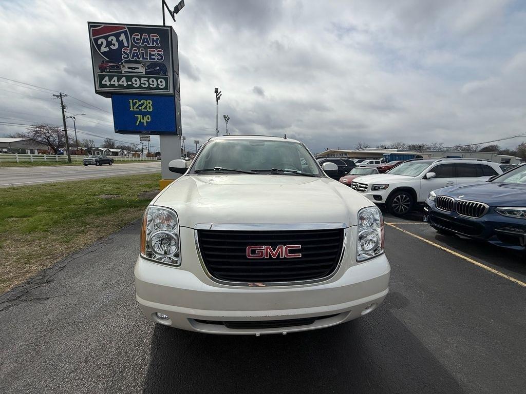 GMC Yukon SLT1 2WD 2011
