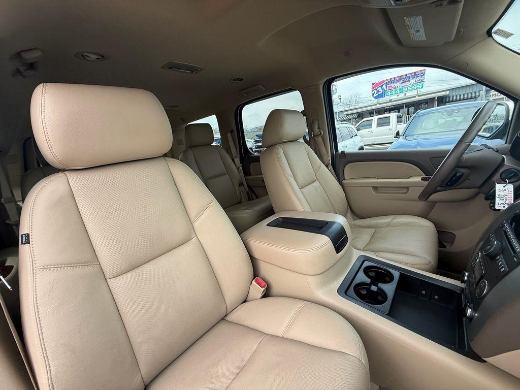 GMC Yukon SLT1 2WD 2011