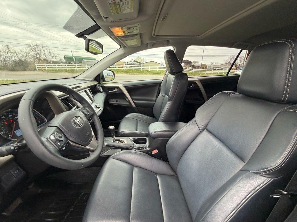 Toyota RAV4 Limited FWD 2015