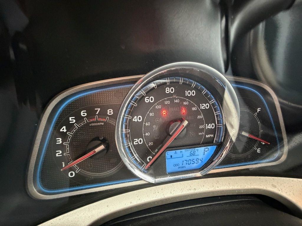 Toyota RAV4 Limited FWD 2015