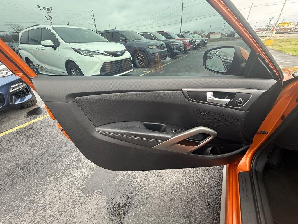 Hyundai Veloster Turbo 6MT 2016