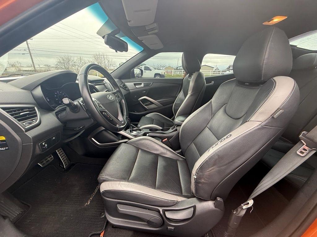 Hyundai Veloster Turbo 6MT 2016