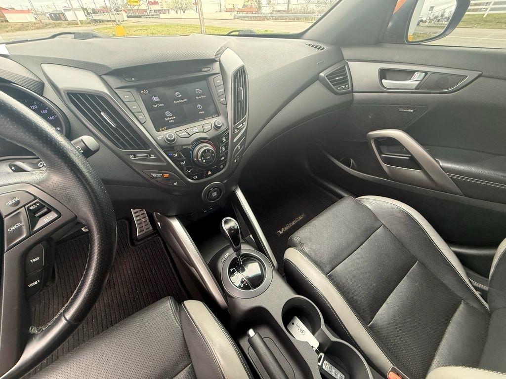 Hyundai Veloster Turbo 6MT 2016