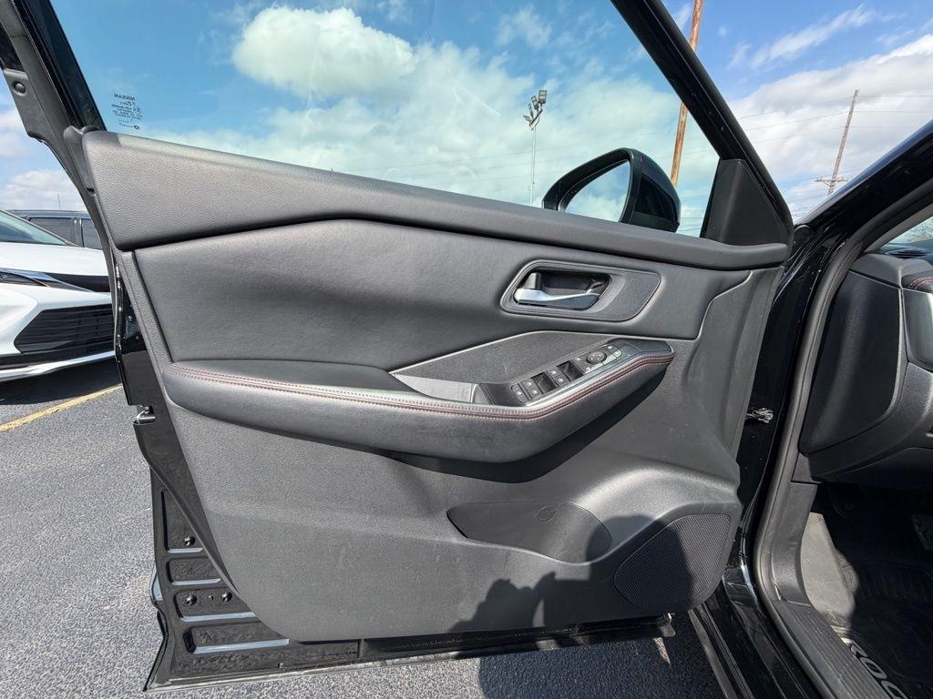 Nissan Rogue AWD Rock Creek 2025