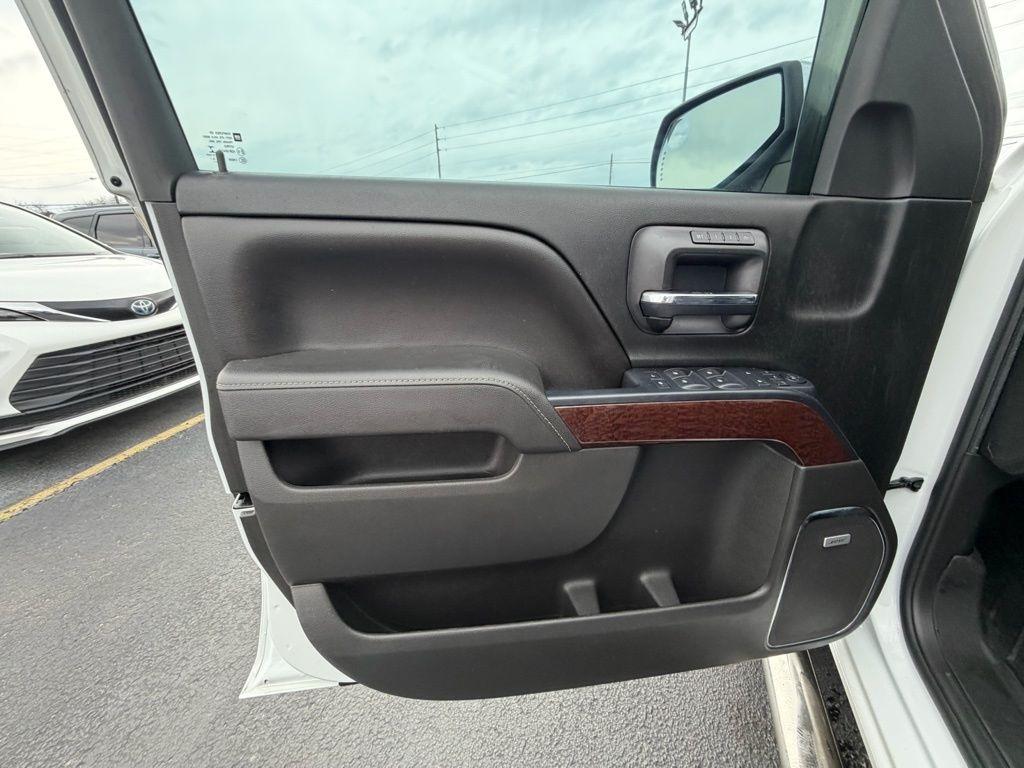 GMC Sierra 1500 SLT Crew Cab Long Box 4WD 2017